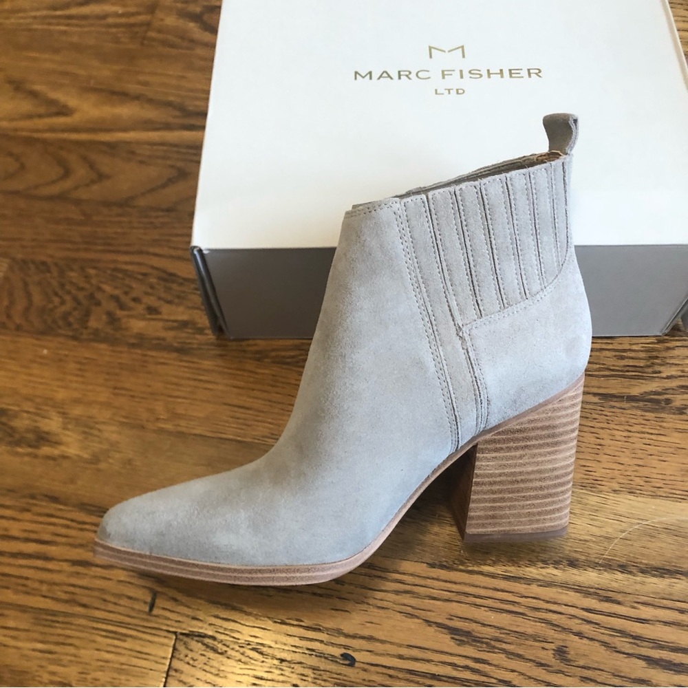 Marc Fisher Orlanda booties 9.5 light grey NEW